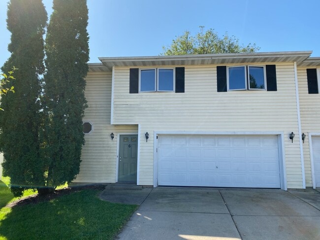 property at 6 Bahr Cir