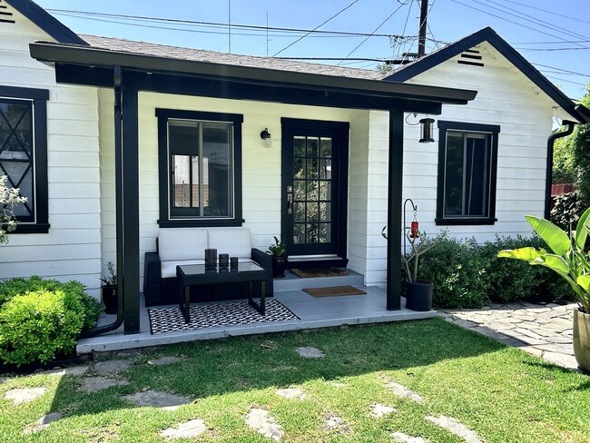 3120 1/2 Madera Ave, Unit 3120 Half Madera