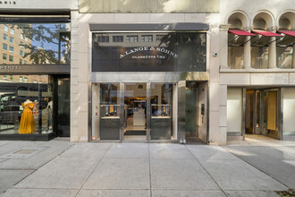 785 Madison Ave in New York, NY - Building Photo - Primary Photo