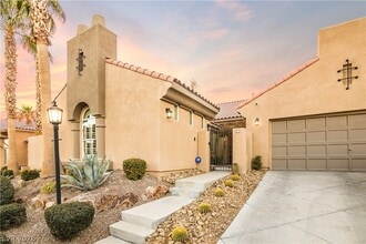 5 Villa Ferrari Ct in Henderson, NV - Building Photo - Building Photo
