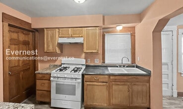 3019 Walrond Ave in Kansas City, MO - Building Photo - Building Photo