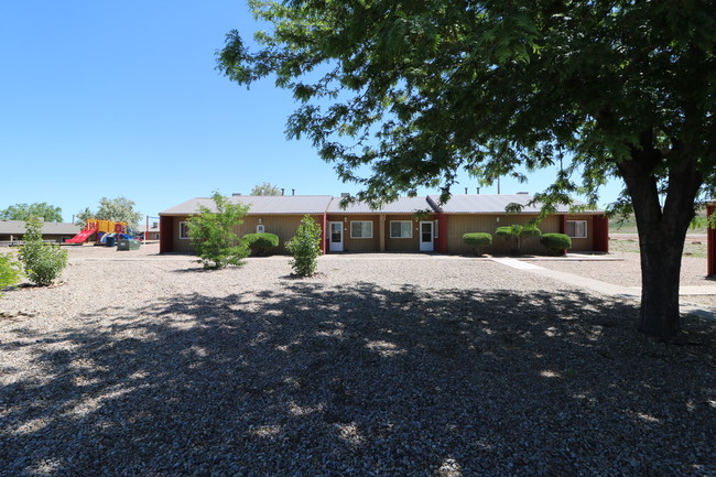 Cinnamon Ridge Apartments in Santa Rosa, NM - Foto de edificio - Building Photo