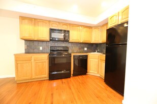 1528 Willington St, Unit A