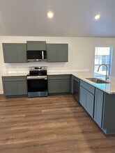 2174 Langford Ave in Lubbock, TX - Building Photo - Building Photo