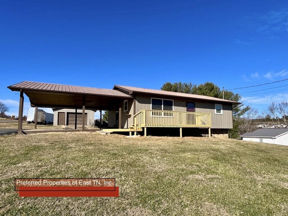 74 Majestic Cir in Greeneville, TN - Building Photo