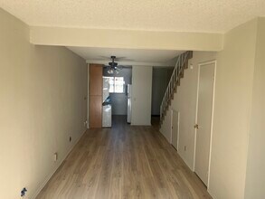 263 S Ventura Rd, Unit 263 in Port Hueneme, CA - Building Photo - Building Photo