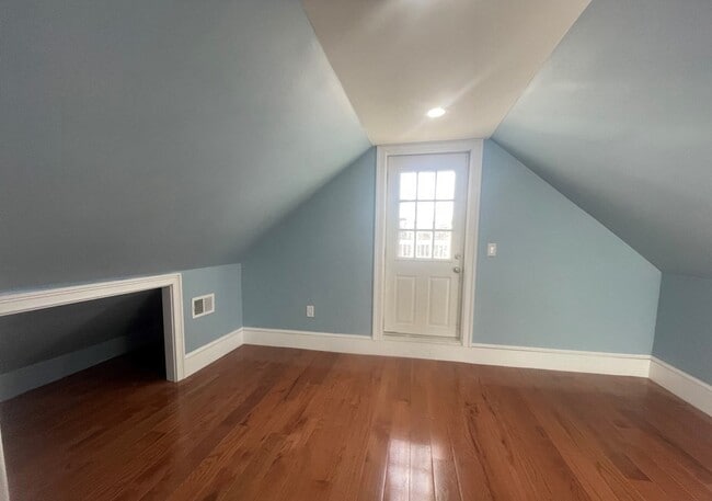 3 Grafton St, Unit 2 in Boston, MA - Foto de edificio - Building Photo