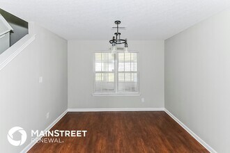 4891 Top Notch Loop in Memphis, TN - Building Photo - Building Photo