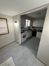 486 W Waterloo Rd in Akron, OH - Building Photo - Building Photo