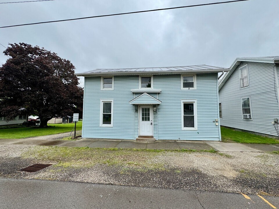 35 S Mechanic St in Hayesville, OH - Building Photo