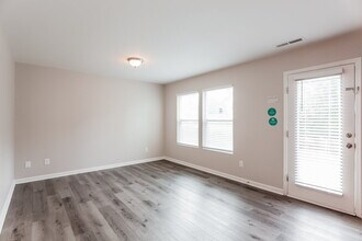 7211 Waldon Park Lane in Charlotte, NC - Building Photo - Building Photo
