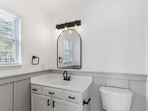 1473 Westpark Dr in Greenville, NC - Building Photo - Building Photo