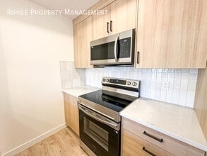 20983 Seton Way SE in Calgary, AB - Building Photo - Building Photo