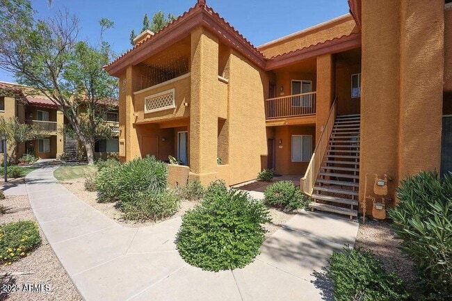 2929 W Yorkshire Dr in Phoenix, AZ - Building Photo - Building Photo