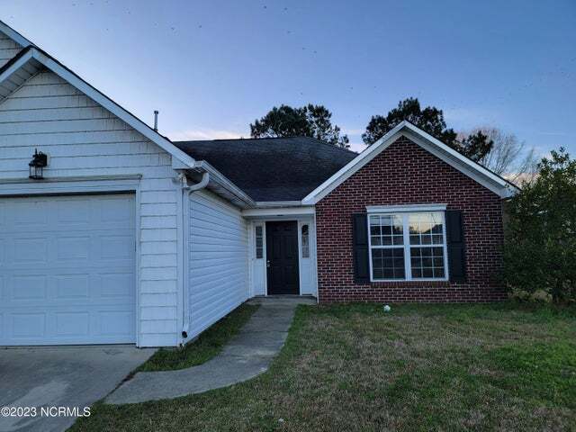 property at 421 Nordhoff St