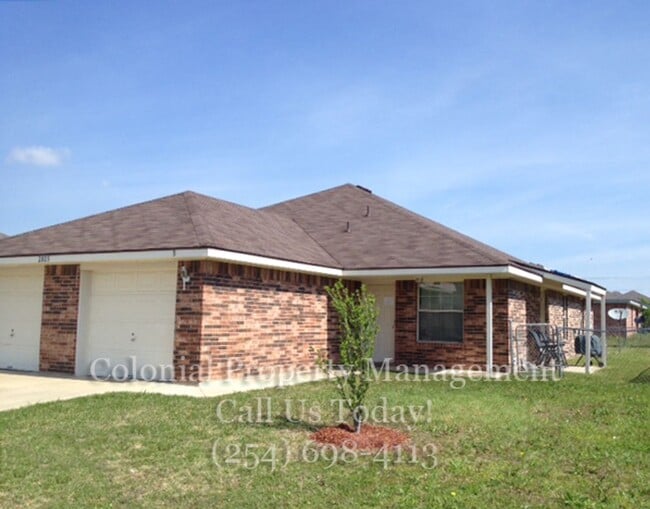 property at 2805 Alma Dr