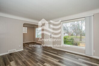 20894 Lancaster St in Harper Woods, MI - Foto de edificio - Building Photo