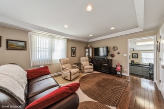 9701 Merton Ave in Oak Lawn, IL - Foto de edificio - Building Photo