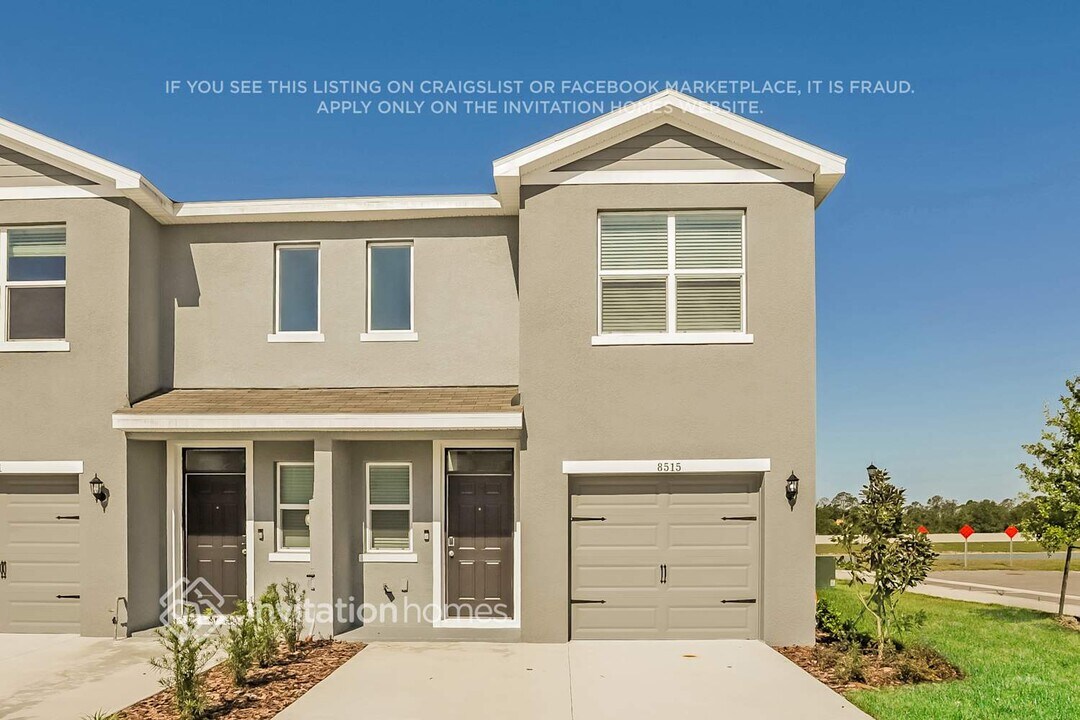 8515 Lofty Timber Wy in Wesley Chapel, FL - Building Photo
