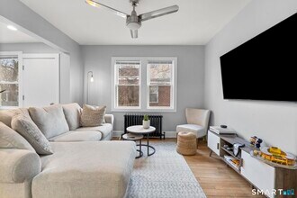 7 Willowbrook Pl in Stamford, CT - Building Photo - Building Photo