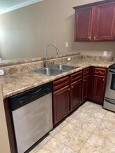 1681 Hadleigh Hills Ct in Navarre, FL - Building Photo - Building Photo