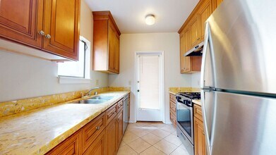 2570 Virginia St in Berkeley, CA - Building Photo - Building Photo