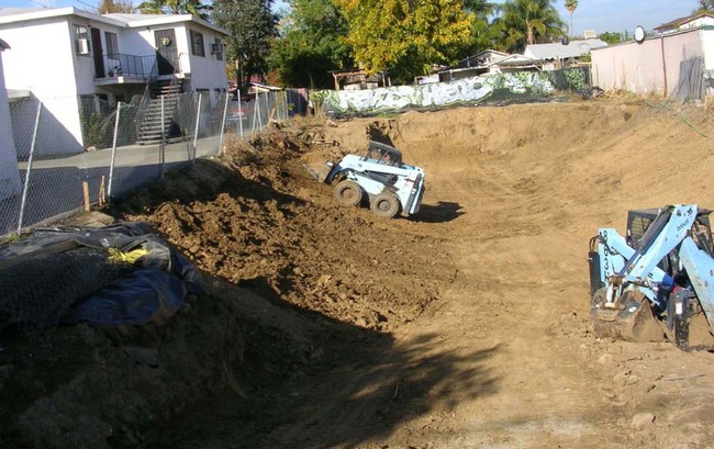 16023 Vanowen St in Van Nuys, CA - Building Photo - Building Photo