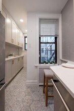 131 Kensington Ave in Jersey City, NJ - Building Photo - Building Photo