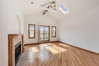 1446 W Chicago Ave, Unit 4E in Chicago, IL - Foto de edificio - Building Photo