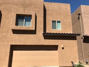 4154 N Thurston Ln, Unit Unit 101 in Tucson, AZ - Building Photo - Building Photo