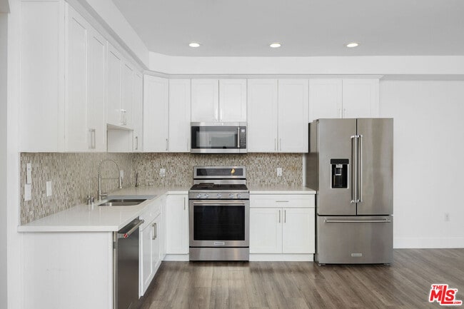 1101 S Harvard Blvd in Los Angeles, CA - Building Photo - Building Photo