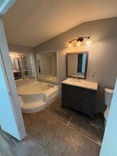 1014 Pin Oak Ln in Crystal Springs, MS - Building Photo - Building Photo