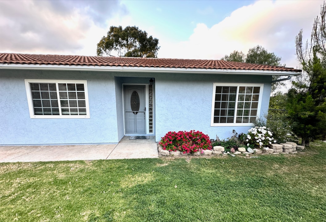 2723 Moundview Pl in Spring Valley, CA - Building Photo
