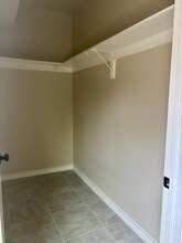 1201 E Gustavus St in Laredo, TX - Building Photo - Building Photo