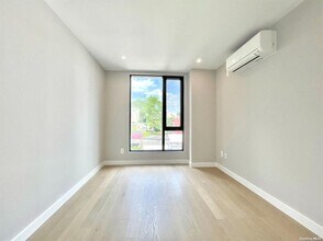 32-58-58 105th St in Queens, NY - Building Photo - Building Photo