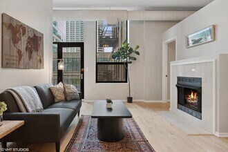 910 S Michigan Ave in Chicago, IL - Building Photo - Building Photo