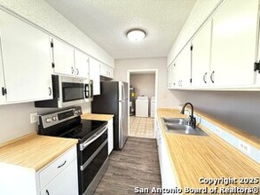 718 FM474 in Boerne, TX - Building Photo - Building Photo