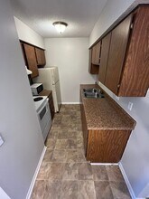 223 S Ivy Ln in Butler, IN - Building Photo - Building Photo