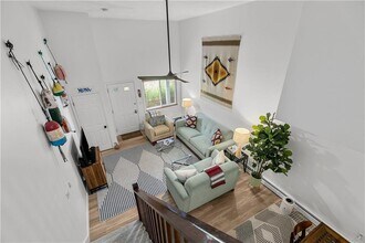 26-30-30 W Narragansett Ave in Newport, RI - Building Photo - Building Photo