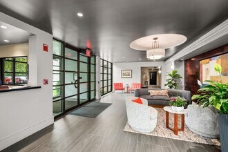 227 Summit Ave in Brookline, MA - Building Photo - Building Photo