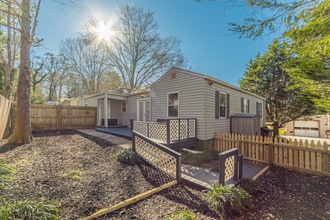 160 Adams St, Unit A in Clarkesville, GA - Building Photo - Building Photo