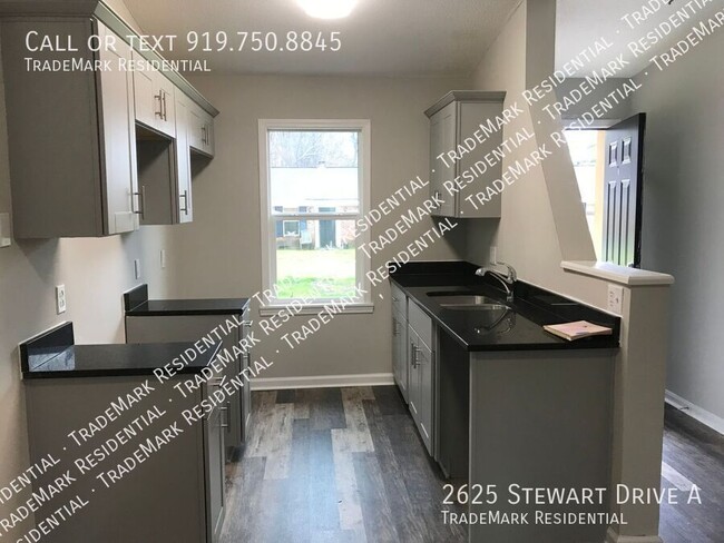 2625 Stewart Dr in Raleigh, NC - Building Photo - Building Photo