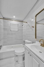 CITY CENTER in Hallandale Beach, FL - Foto de edificio - Building Photo