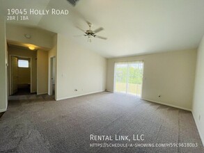 19045 Holly Rd in Ft. Myers, FL - Building Photo - Building Photo