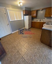 955-955 Renee Ave in Pocatello, ID - Building Photo - Building Photo