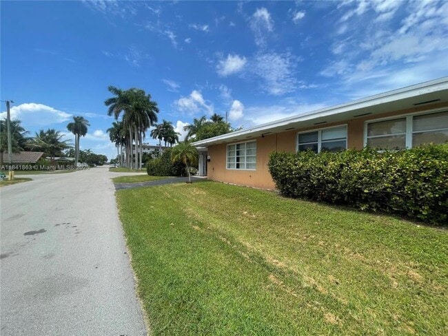 property at 1400 N 16th Ave