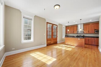 825 LaGrange Rd in La Grange, IL - Building Photo - Building Photo