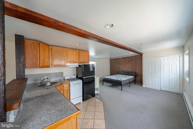 116 E Gay St in West Chester, PA - Building Photo - Building Photo