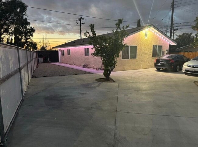 1363 Hudspeth St, Unit #2