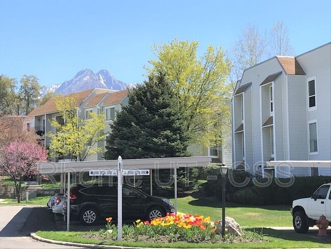 property at 4633 S Quail Vis Cv